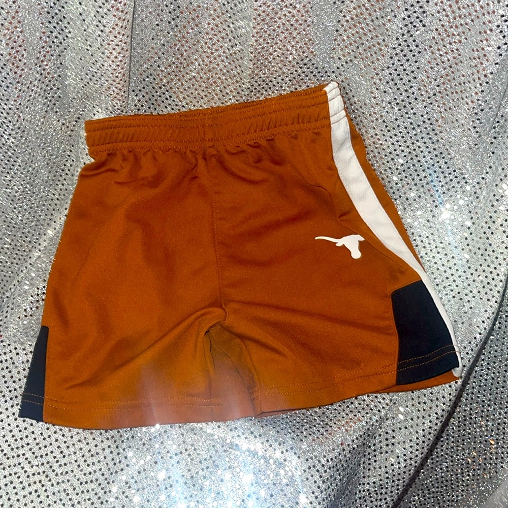 Texas Longhorns shorts